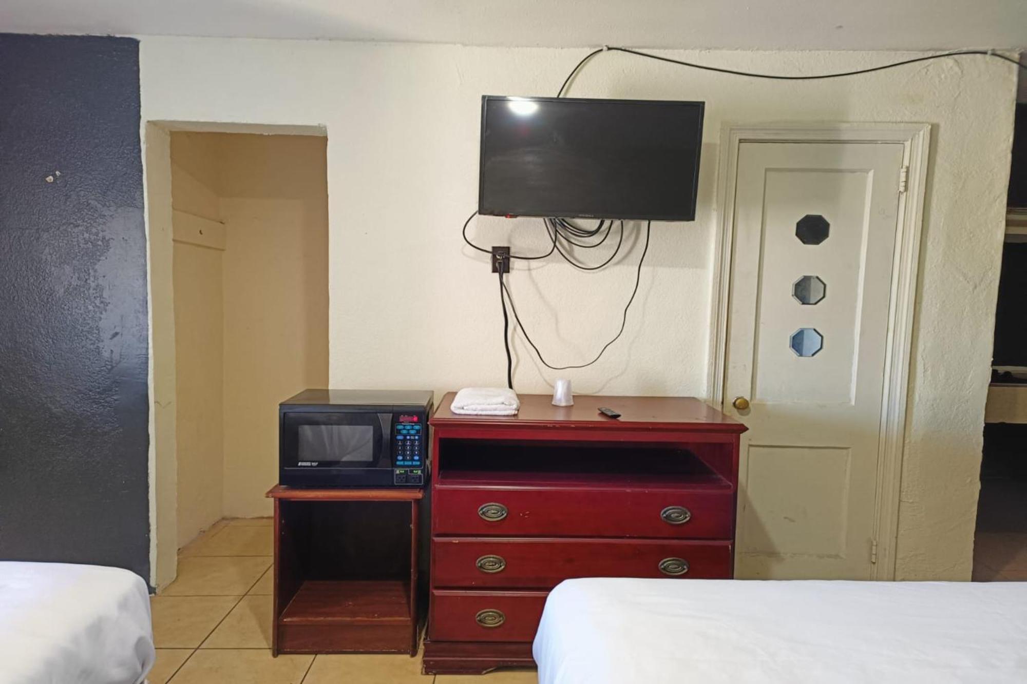 Crown Inn By Oyo Orangeburg Hwy 301 ภายนอก รูปภาพ